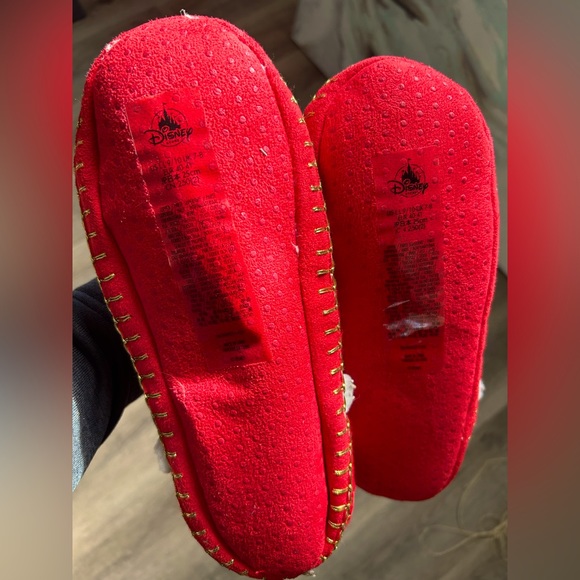 NWT cute Disney Minnie and Mikey Slipper boots Adult size 9/10 (keep warm) - Picture 2 of 4